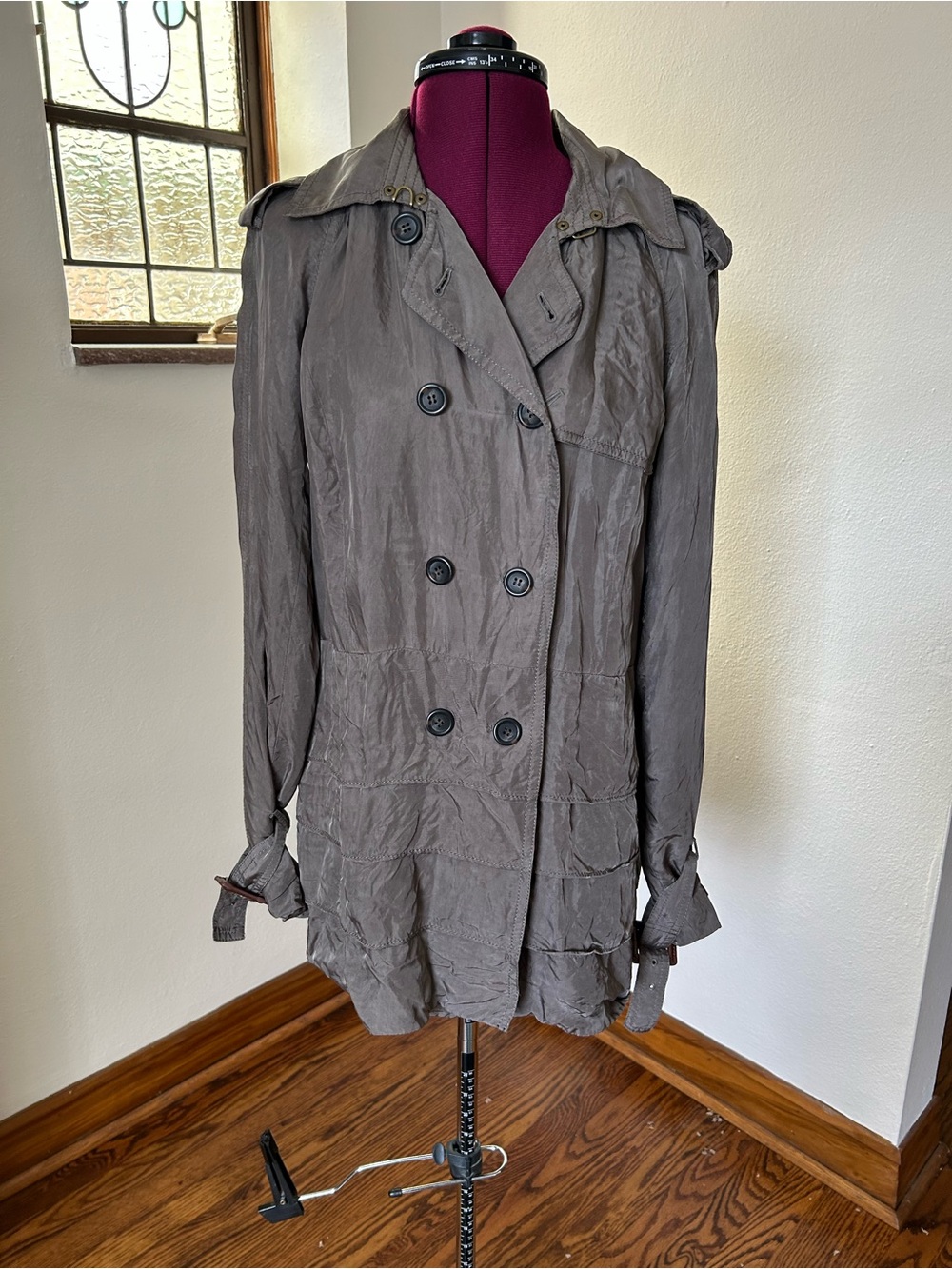 ·Club Monaco· Gray Double Breasted Ruffle Cupro Trench Jacket